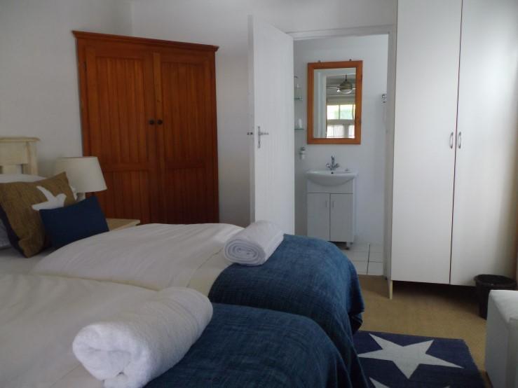 Breeze Inn Guesthouse Kiddʼs Beach 외부 사진