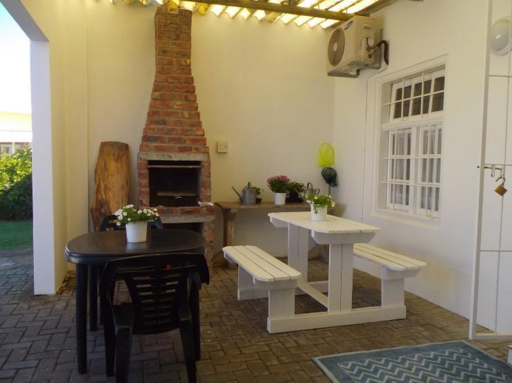 Breeze Inn Guesthouse Kiddʼs Beach 외부 사진